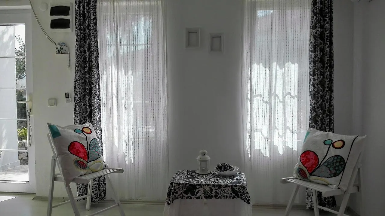 Olivia Village Foça Tatil Evi